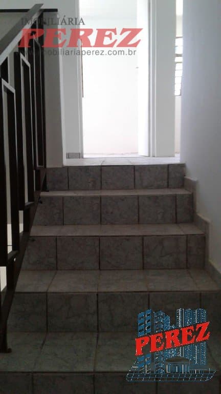 Galpão, 439.8 m² para alugar no Alcantara - Londrina/PR - Foto 5