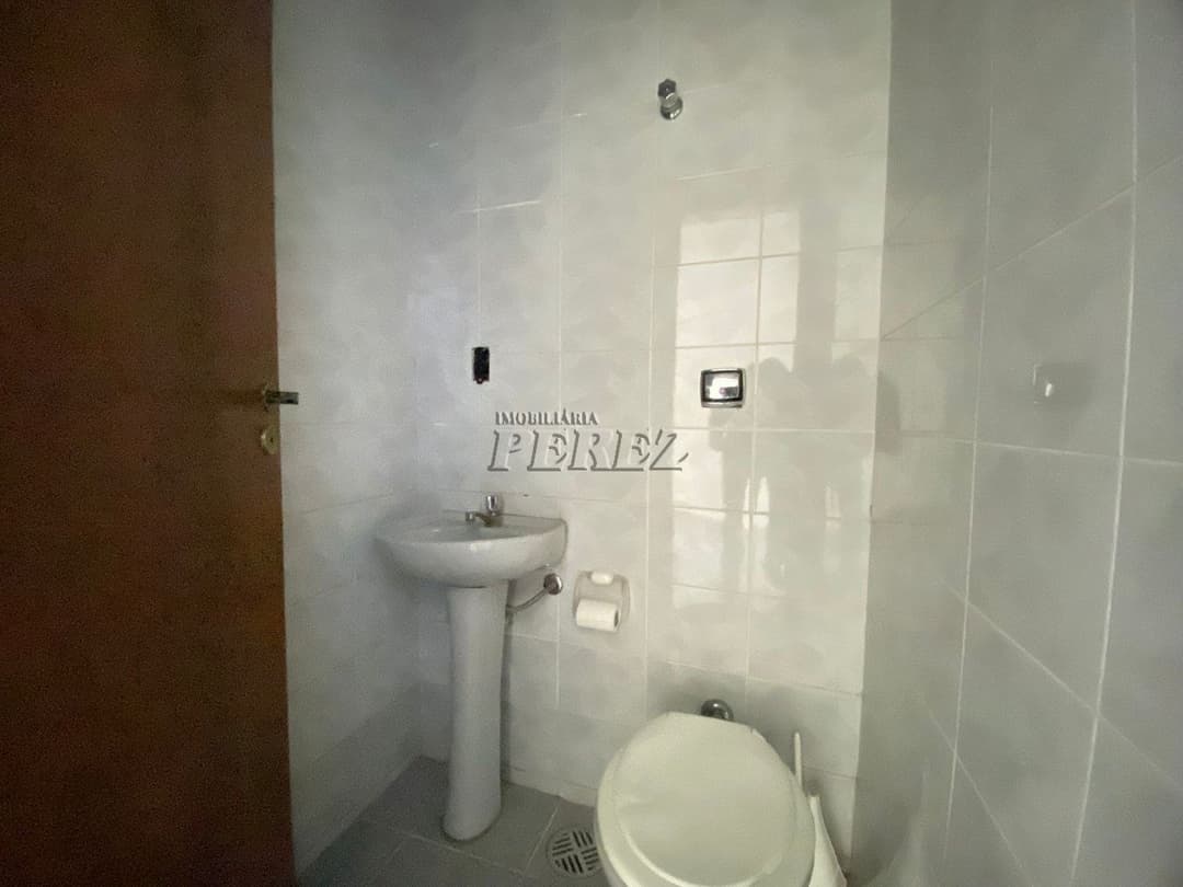 Sala comercial para alugar na região central de Londrina - Foto 7