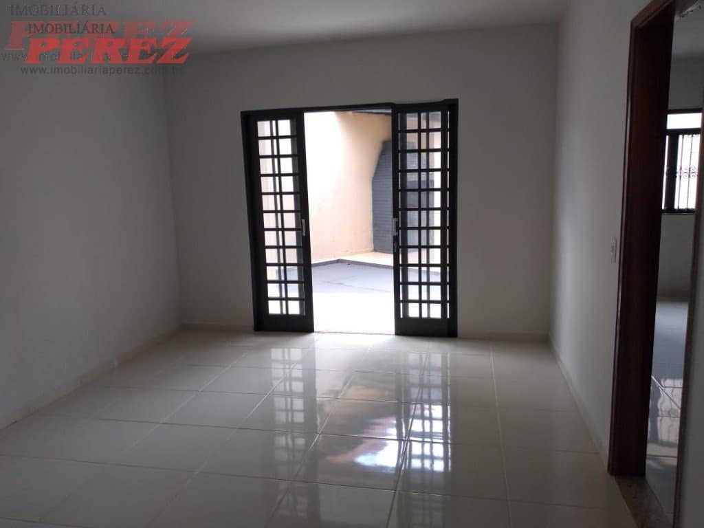 Casa, de 4 quartos, 230 m² à venda no Siam - Londrina/PR - Foto 8