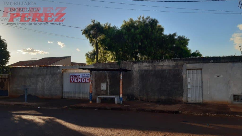 Casa, de 3 quartos, 188 m² à venda no Conjunto Vivi Xavier - Londrina/PR - Foto 0