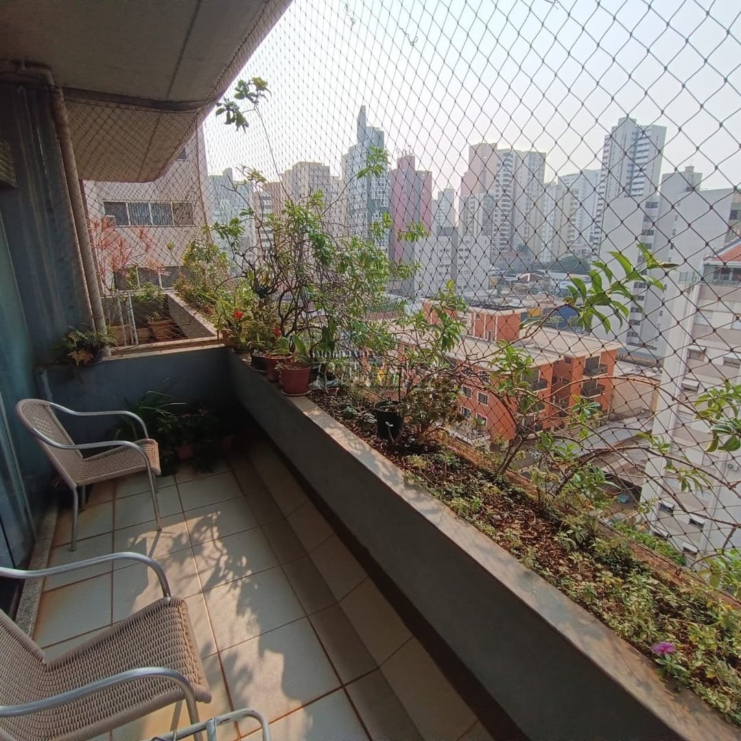 Apartamento no Edifício Solaris, de 4 quartos, 214 m² à venda no Centro - Londrina/PR - Foto 27