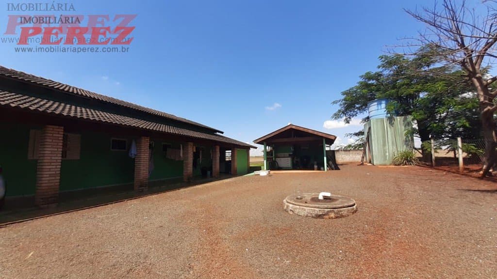 Imóveis Rurais, de 3 quartos, 180 m² à venda no Espirito Santo - Londrina/PR - Foto 21