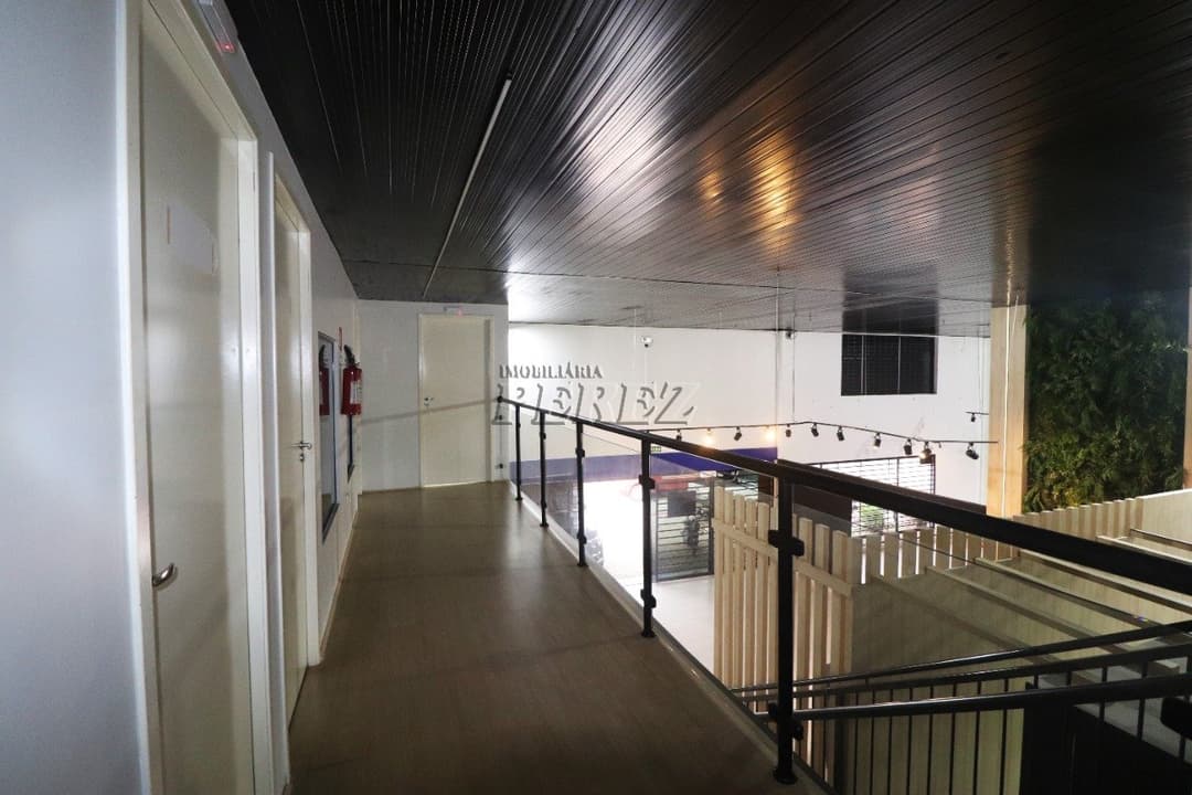 Imóvel comercial para alugar na Av Portugal na região sul de Londrina - Foto 8