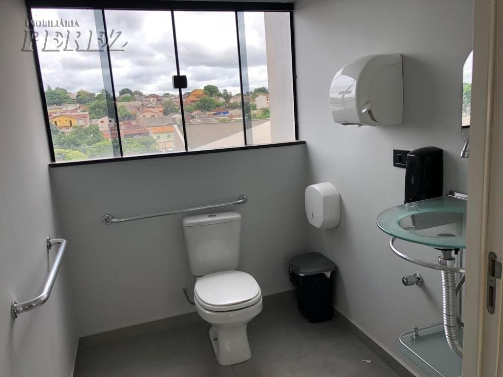 Imóvel comercial para alugar na Av Portugal na região sul de Londrina - Foto 24