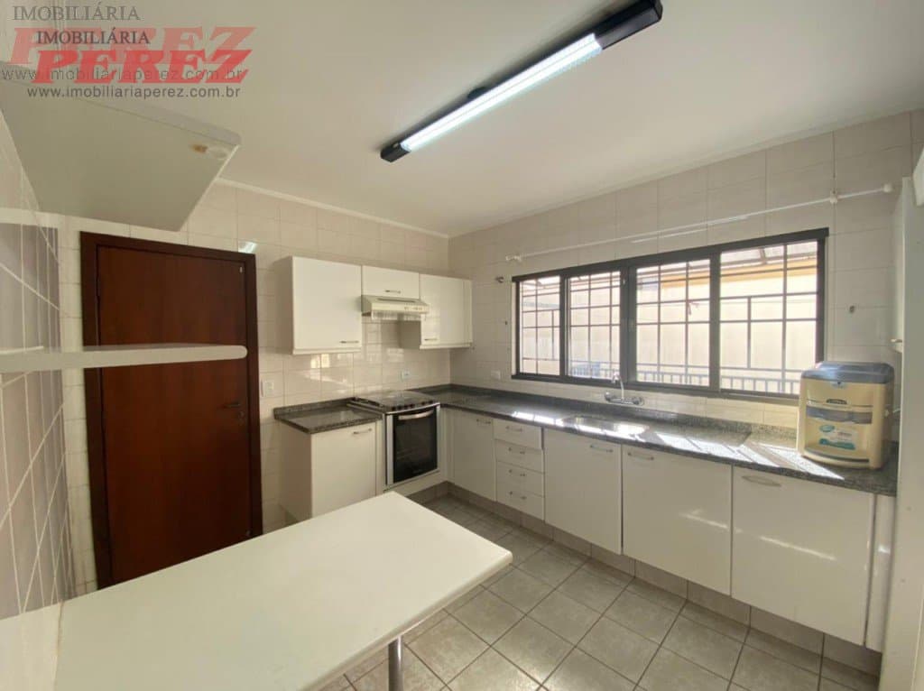 Sobrado, de 4 quartos à venda no Champagnat - Londrina/PR - Foto 18