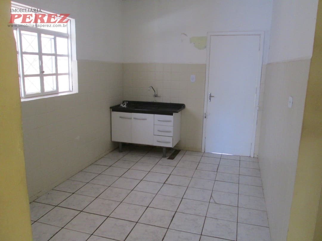 Casa à venda ampla com 3 dormitórios e quintal espaçoso em Londrina! - Foto 3