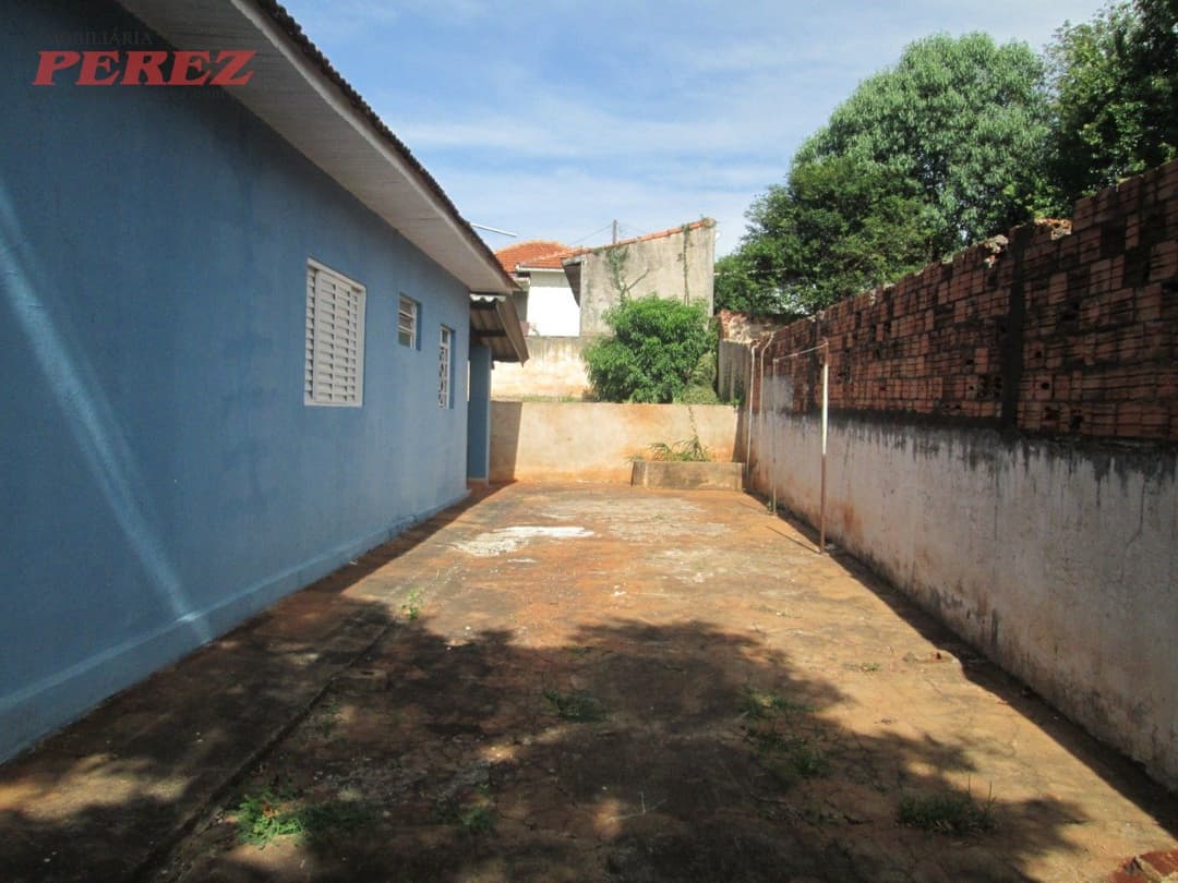 Casa à venda ampla com 3 dormitórios e quintal espaçoso em Londrina! - Foto 9