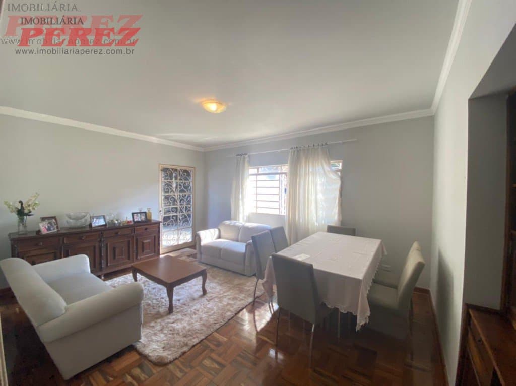 Casa, de 3 quartos, 215 m² à venda no Centro - Londrina/PR - Foto 4