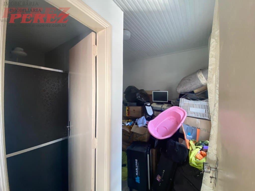 Casa, de 3 quartos, 215 m² à venda no Centro - Londrina/PR - Foto 17