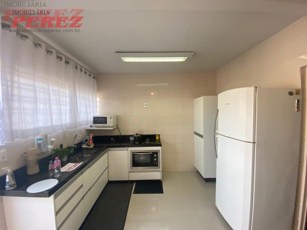 Casa, de 3 quartos, 215 m² à venda no Centro - Londrina/PR - Foto 13