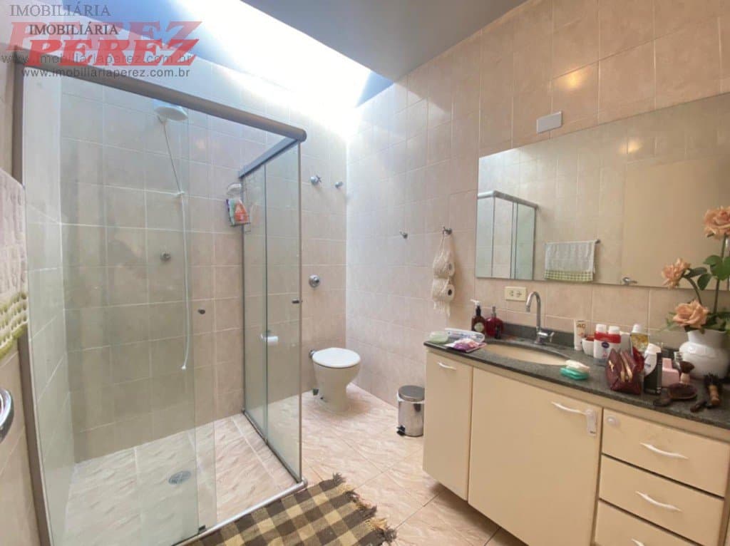 Casa, de 3 quartos, 215 m² à venda no Centro - Londrina/PR - Foto 7