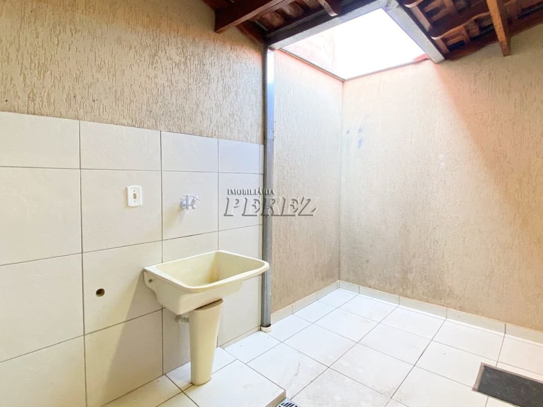 Casa  no Osamu Takeda, de 2 quartos, 54.76 m² à venda no Conjunto Habitacional Santiago Ii - Londrina/PR - Foto 7