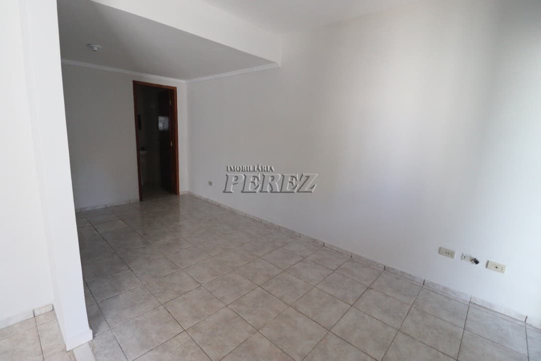 Sobrado para alugar no Jardim Tarumã, região leste de Londrina. - Foto 1