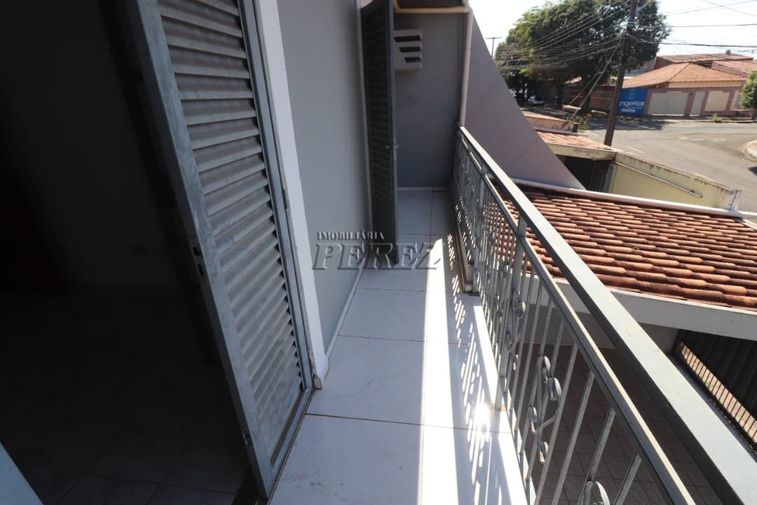 Sobrado para alugar no Jardim Tarumã, região leste de Londrina. - Foto 10