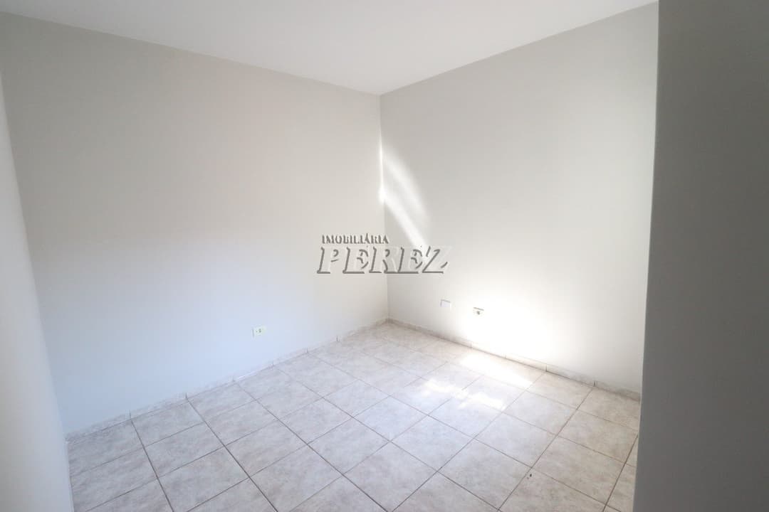 Sobrado para alugar no Jardim Tarumã, região leste de Londrina. - Foto 12