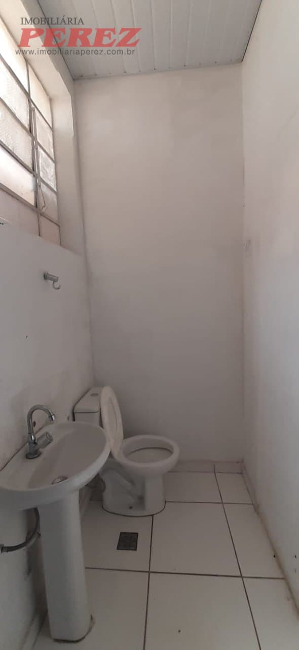 Salas, 27 m² para alugar no Centro - Londrina/PR - Foto 7