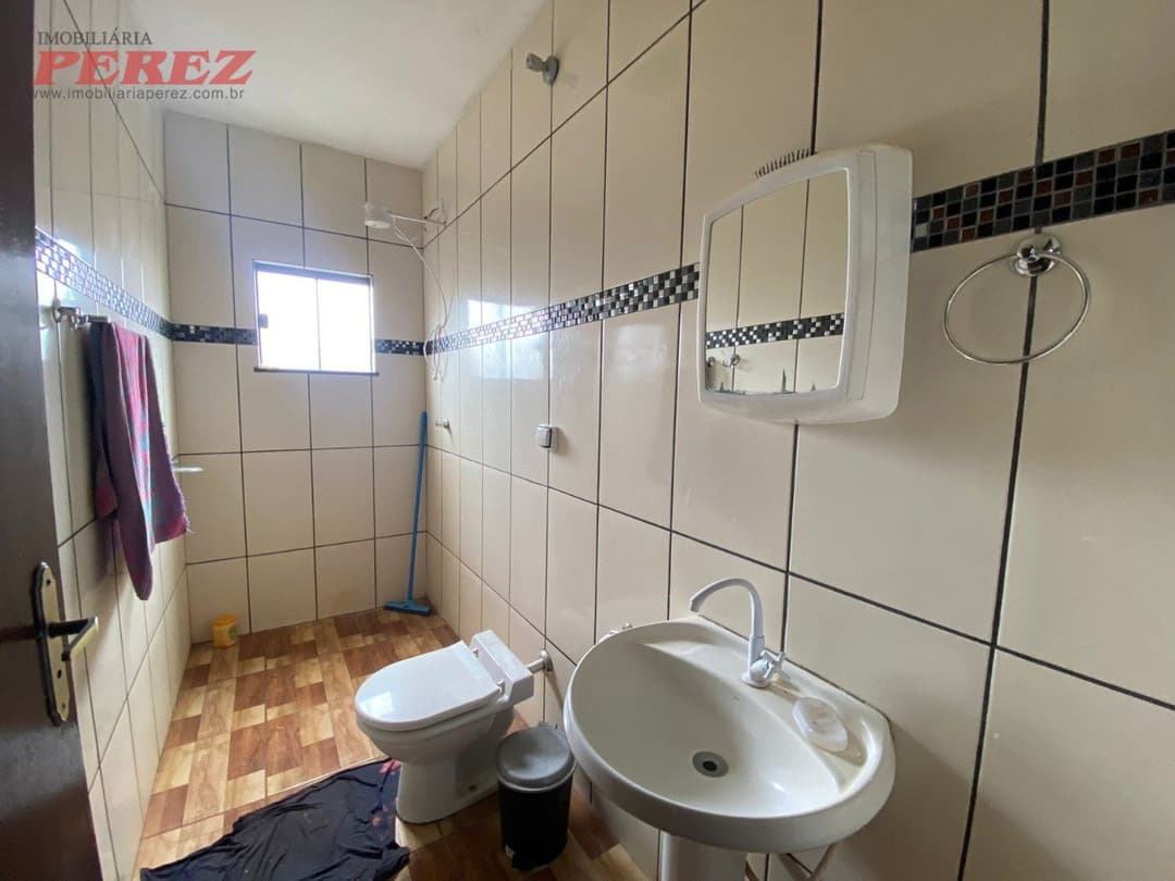 Imóveis Rurais, de 2 quartos, 120 m² à venda no Centro - Sertaneja/PR - Foto 6