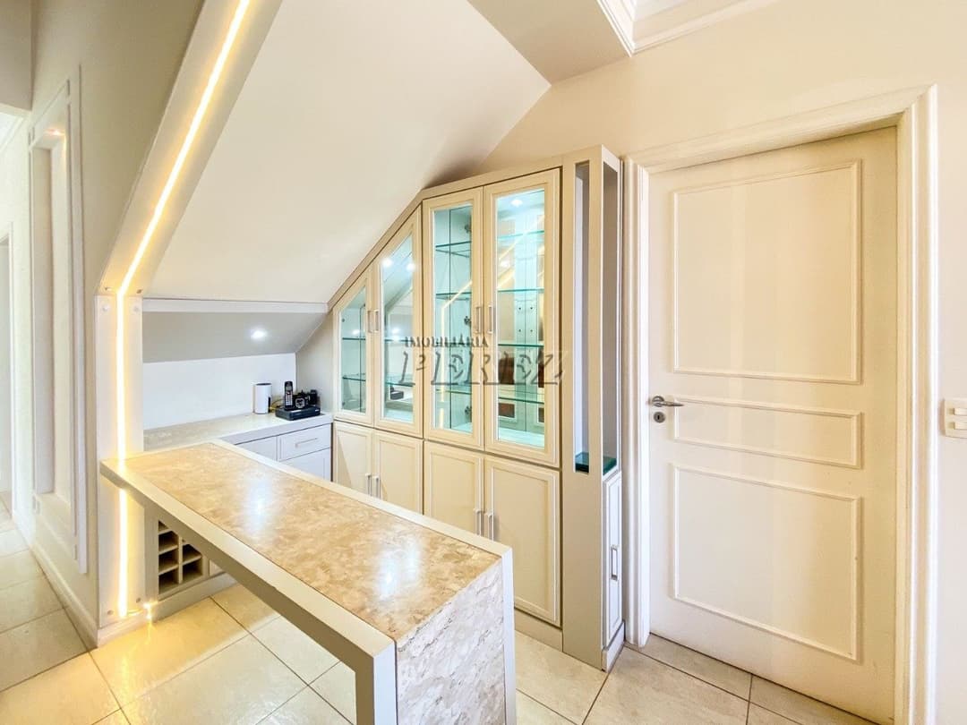Casa  no Condomínio Royal Park, de 4 quartos, 430 m² para alugar no Esperança - Londrina/PR - Foto 6