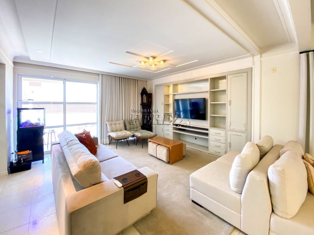 Casa  no Condomínio Royal Park, de 4 quartos, 430 m² para alugar no Esperança - Londrina/PR - Foto 3