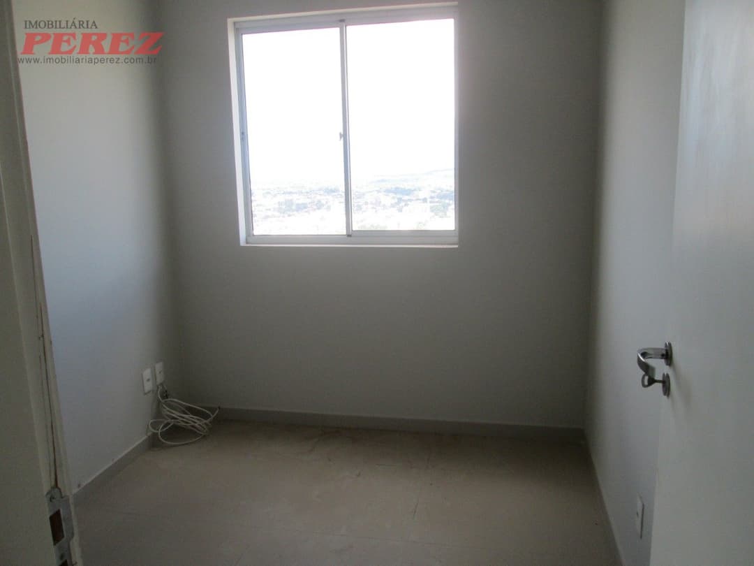 Apartamento para alugar no Edifício Inédito no centro de Londrina - Foto 8