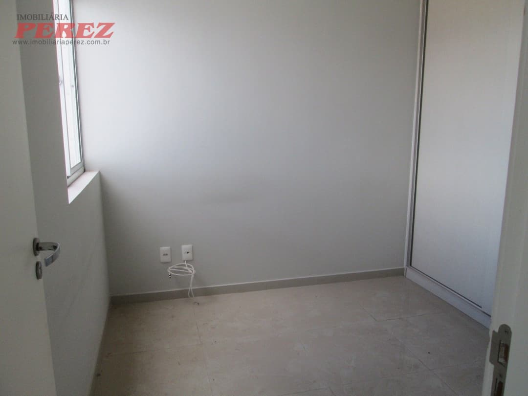 Apartamento para alugar no Edifício Inédito no centro de Londrina - Foto 11