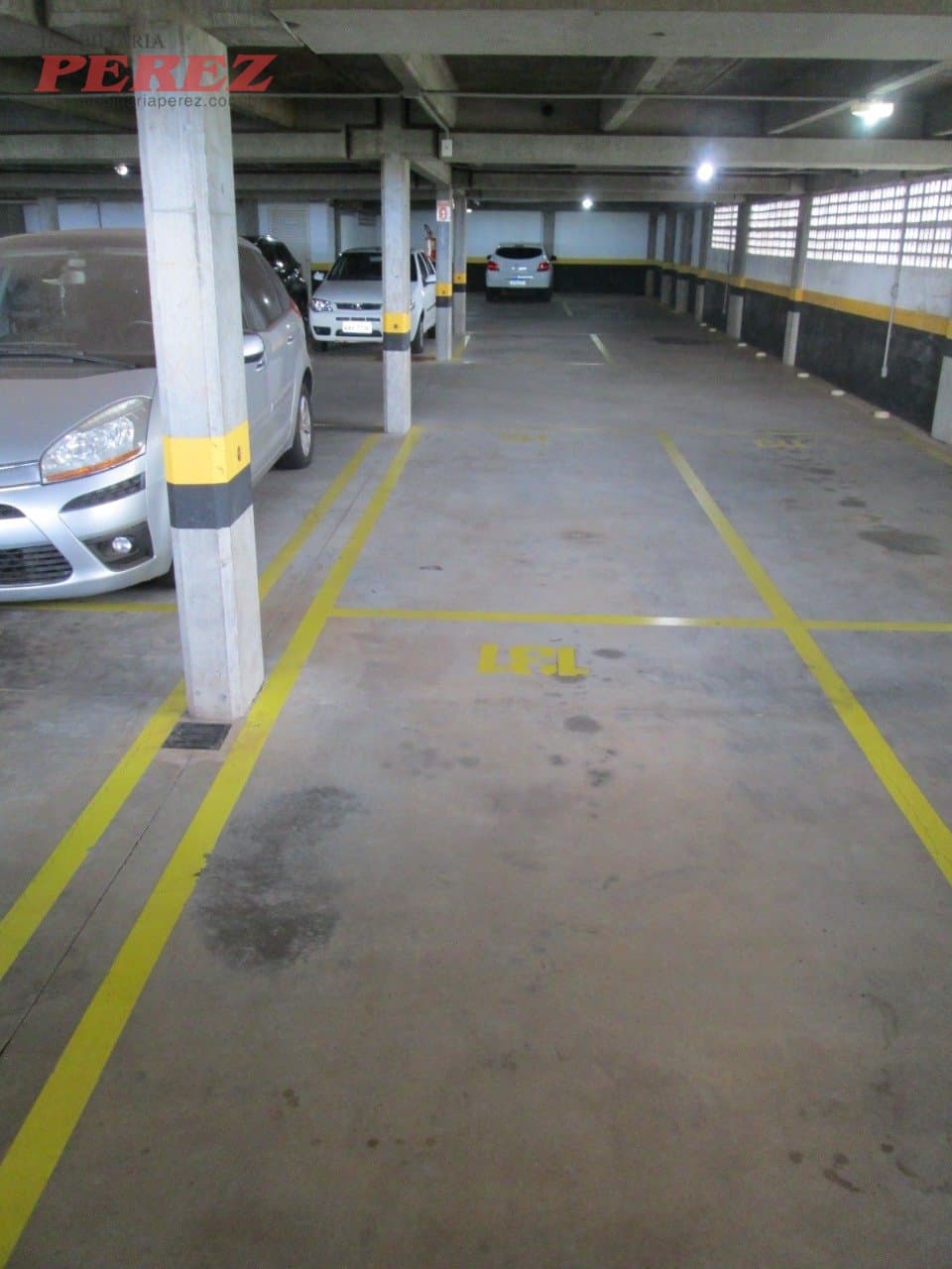 Apartamento para alugar no Edifício Inédito no centro de Londrina - Foto 18