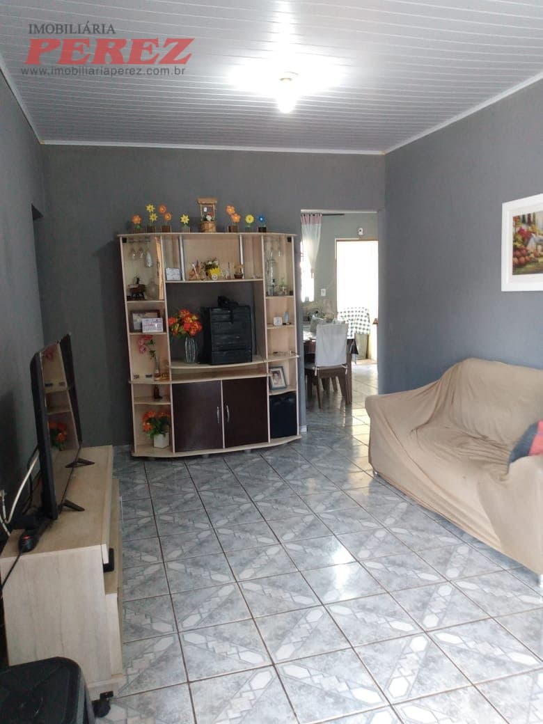 Casa à Venda no Bairro Paraíso - 2 Dormitórios e 3 Vagas por um Ótimo Preço! - Foto 3