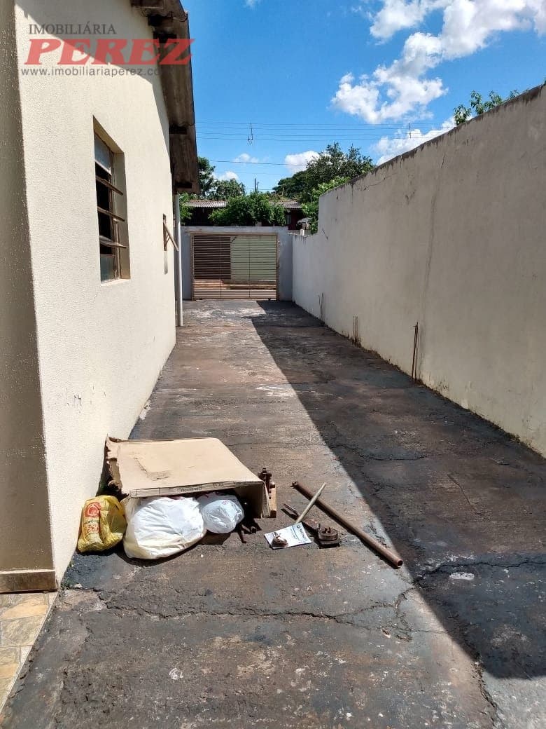 Casa à Venda no Bairro Paraíso - 2 Dormitórios e 3 Vagas por um Ótimo Preço! - Foto 17