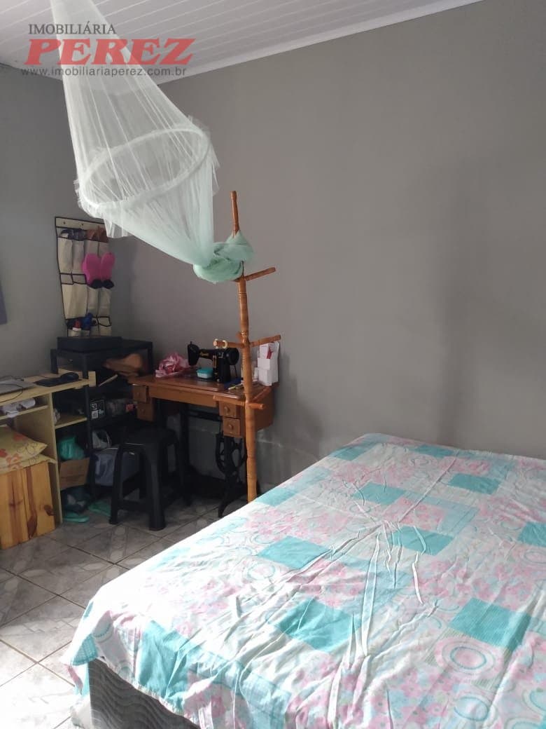 Casa à Venda no Bairro Paraíso - 2 Dormitórios e 3 Vagas por um Ótimo Preço! - Foto 11