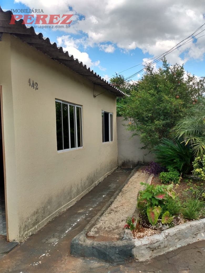 Casa à Venda no Bairro Paraíso - 2 Dormitórios e 3 Vagas por um Ótimo Preço! - Foto 20