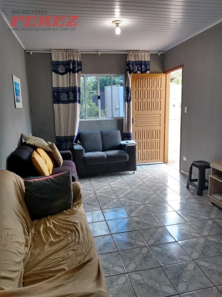 Casa à Venda no Bairro Paraíso - 2 Dormitórios e 3 Vagas por um Ótimo Preço! - Foto 2