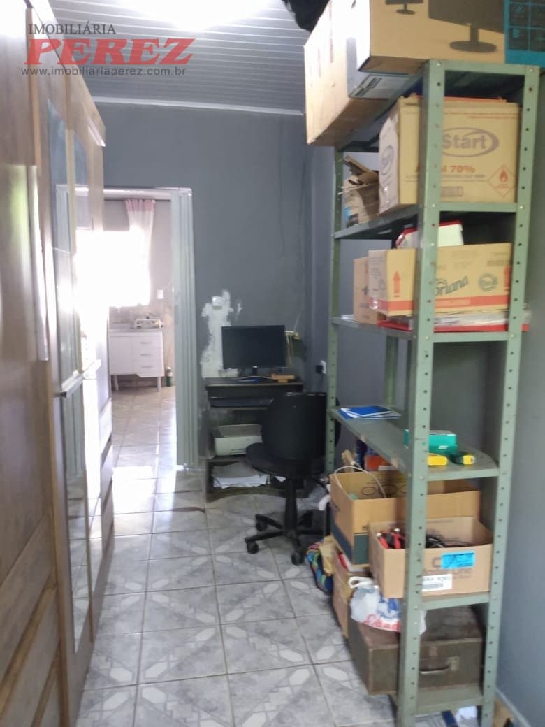 Casa à Venda no Bairro Paraíso - 2 Dormitórios e 3 Vagas por um Ótimo Preço! - Foto 14