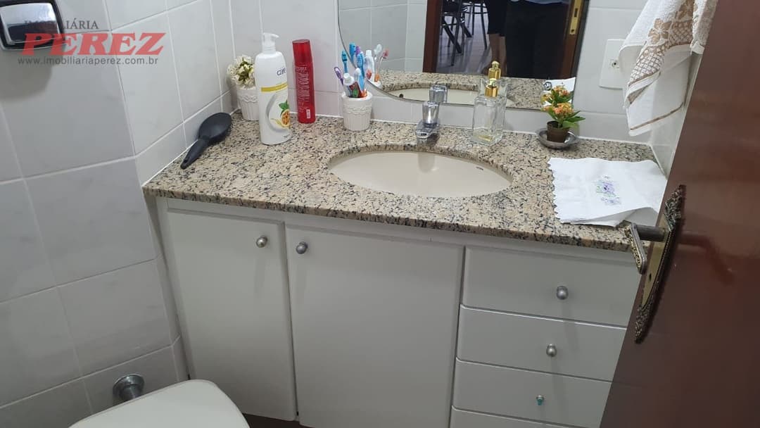 Apartamento no Edifício Floresta Negra, de 3 quartos, 128.5 m² à venda no Centro - Londrina/PR - Foto 14