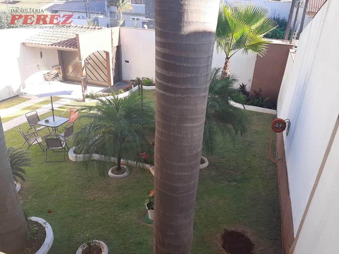 Sobrado, de 3 quartos, 267.5 m² à venda no Coliseu - Londrina/PR - Foto 2