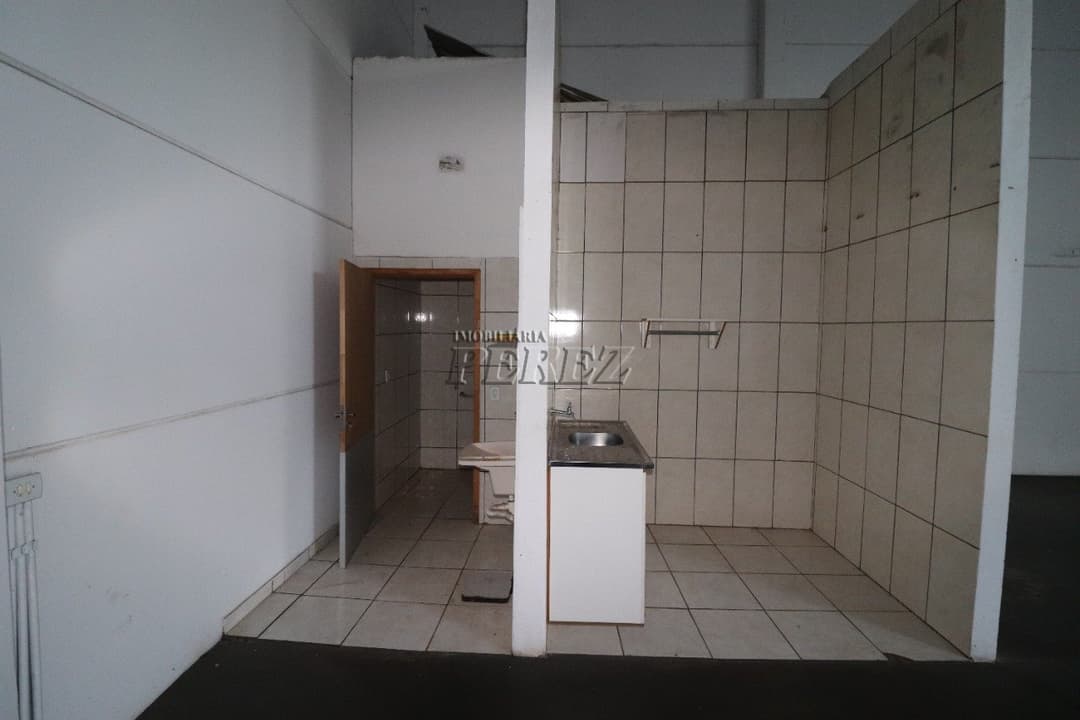 Galpão, 182 m² para alugar no Jardim Vale Azul - Londrina/PR - Foto 5