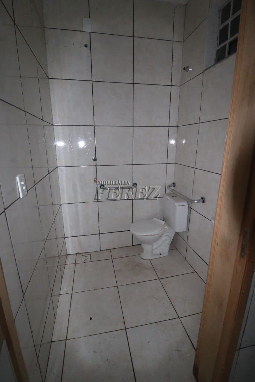 Galpão, 182 m² para alugar no Jardim Vale Azul - Londrina/PR - Foto 9
