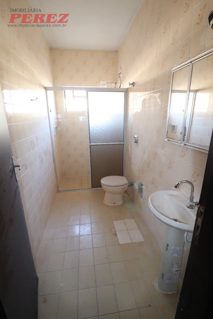 Casa à venda, completa com área gourmet e ótimo espaço para a família em Londrina! - Foto 6