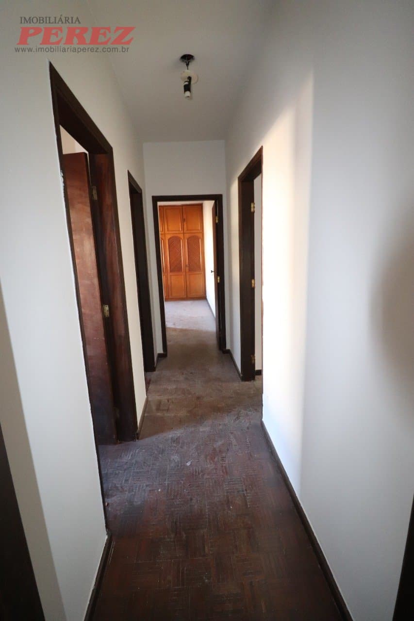 Casa à venda, completa com área gourmet e ótimo espaço para a família em Londrina! - Foto 11