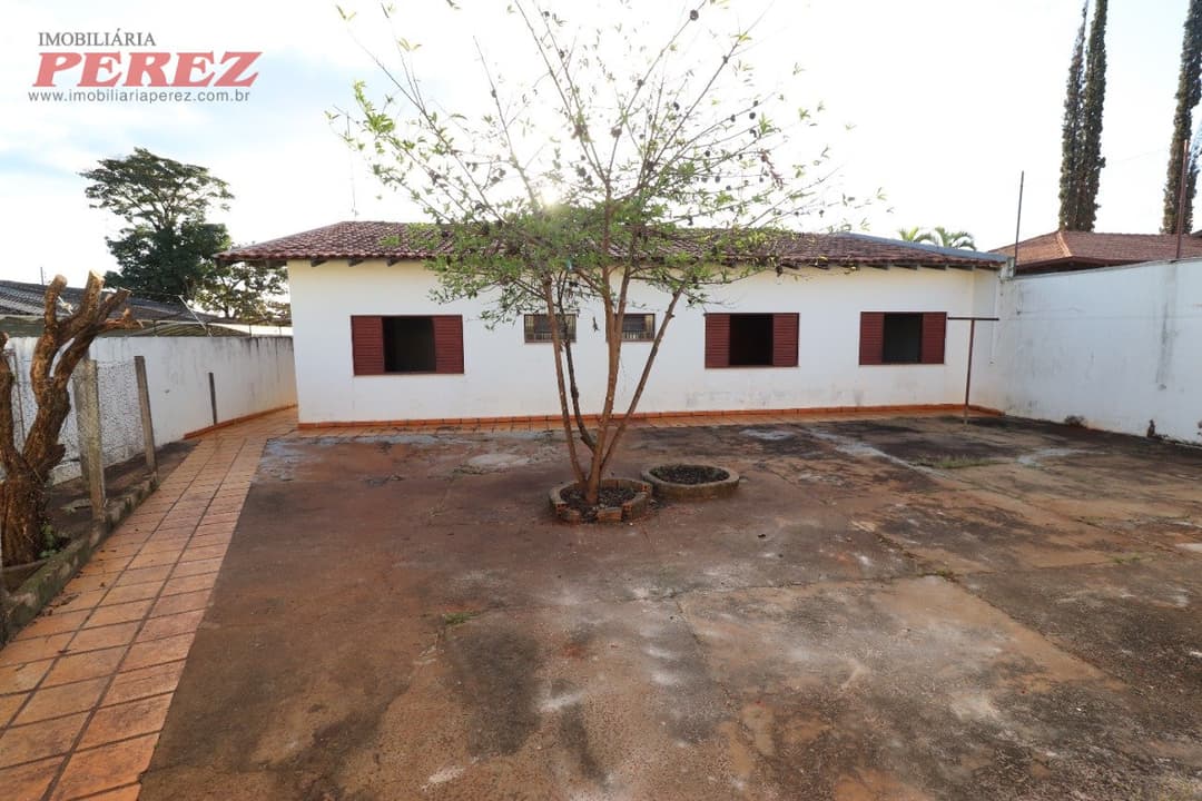 Casa à venda, completa com área gourmet e ótimo espaço para a família em Londrina! - Foto 25
