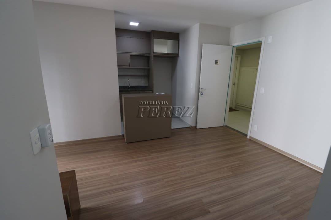 Apartamento para alugar no Edifício Carpe Diem, região leste de Londrina. - Foto 6