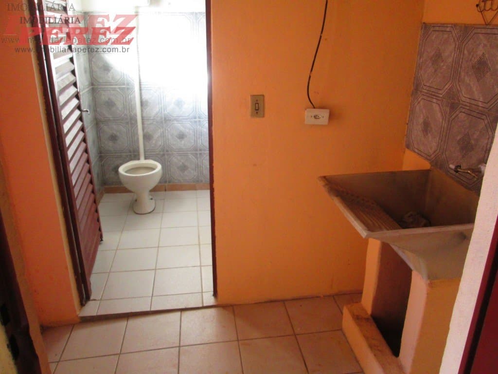 Sobrado, de 3 quartos, 200 m² à venda no Jardim Tókio - Londrina/PR - Foto 9