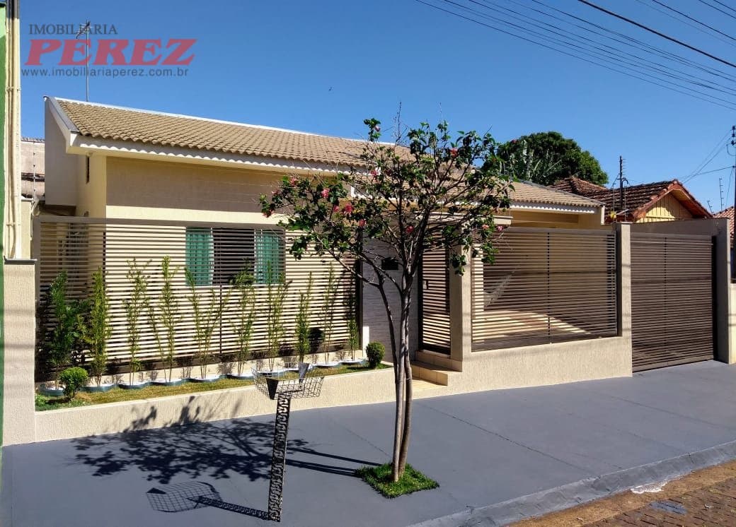 Casa a venda na rua José Pelisson, Centro de Ibiporã - Foto 25