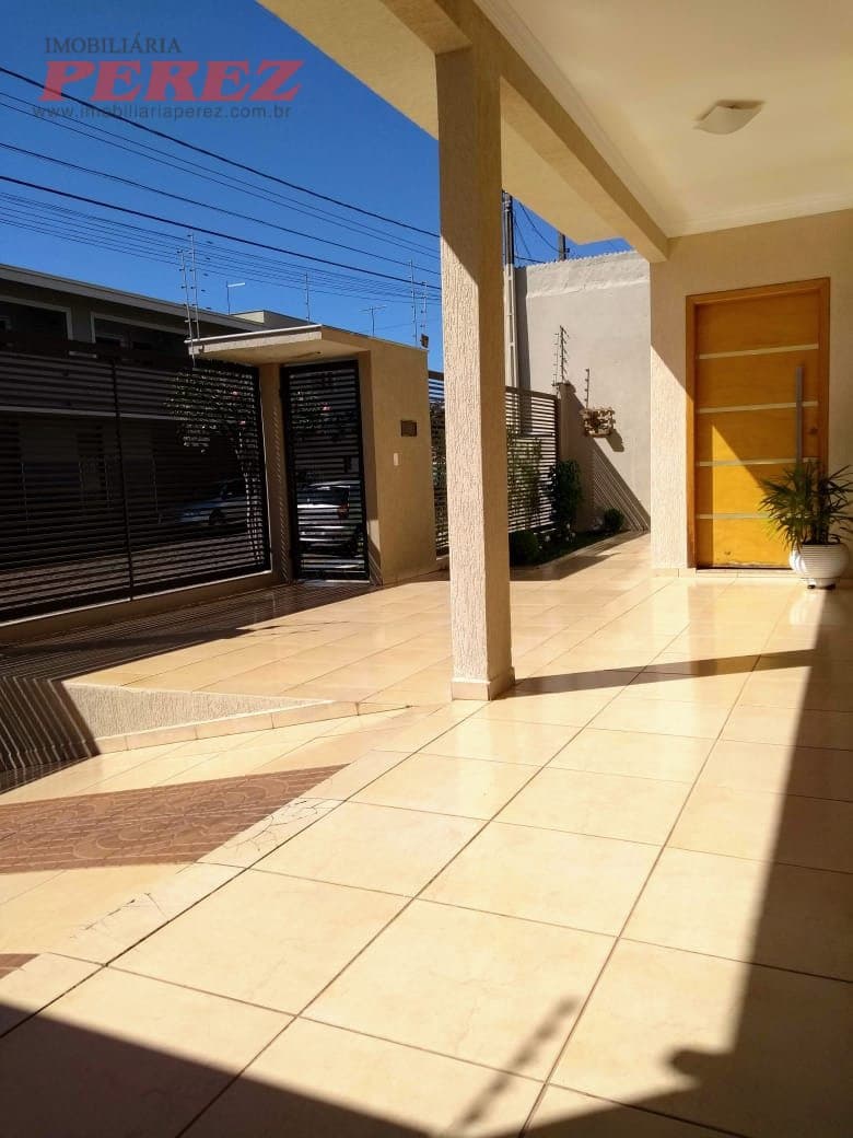 Casa a venda na rua José Pelisson, Centro de Ibiporã - Foto 24