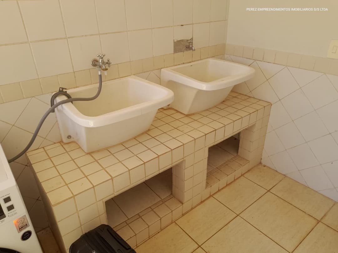 Sobrado, de 4 quartos, 280 m² para alugar no Jardim Alvorada - Londrina/PR - Foto 25
