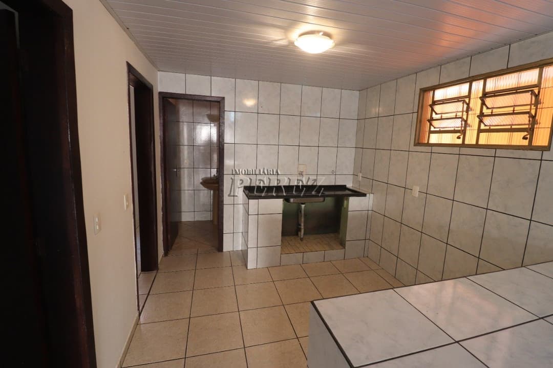 A Imobiliária Perez oferece a você mais uma ótima oportunidade de casa para locação em Londrina. - Foto 4