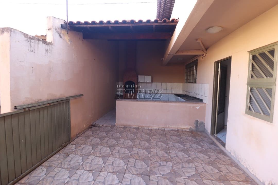A Imobiliária Perez oferece a você mais uma ótima oportunidade de casa para locação em Londrina. - Foto 13