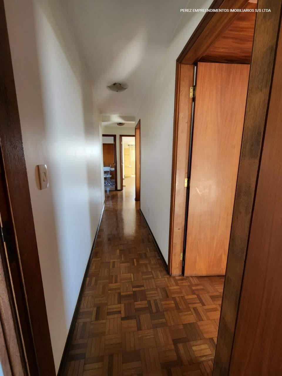 Apartamento no Edifício Nádia, de 3 quartos, 153.51 m² à venda no Vila Recreio - Londrina/PR - Foto 5