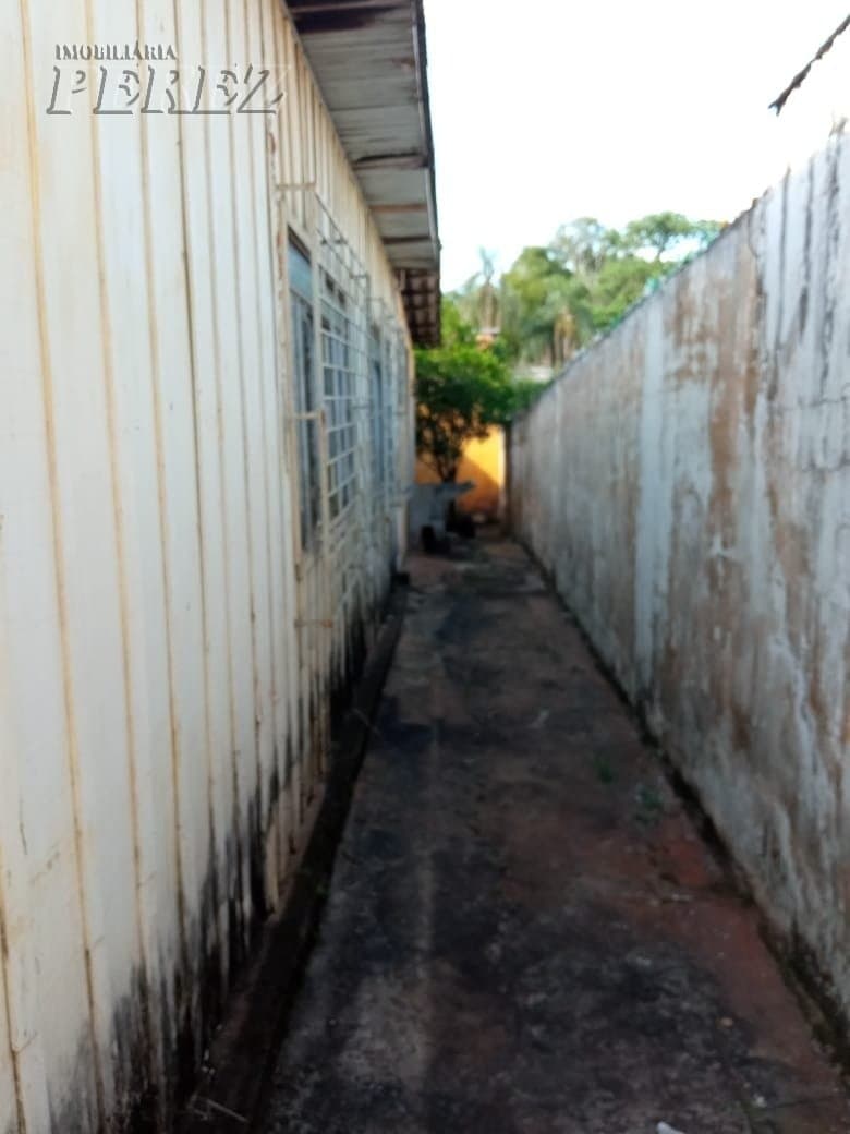 Casa, de 1 quarto, 108.08 m² à venda no Parque Residencial Joaquim Toledo Piza - Londrina/PR - Foto 11