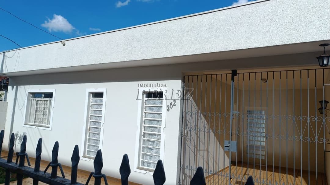 Casa, de 3 quartos, 160 m² para alugar no Centro - Londrina/PR - Foto 21