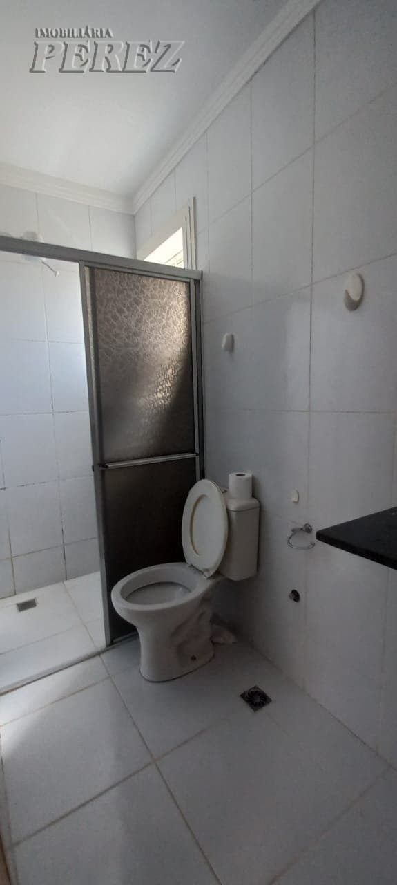 Sobrado à venda, moderno à venda em Londrina - Espaço, conforto e ótimo acabamento! - Foto 8